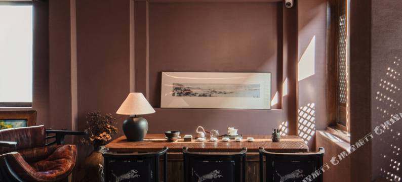 三宅一笙·Middleancientstyle中古奢华设计师雪山观景酒店图片