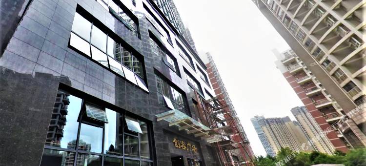 凯瑞卡尔酒店(武汉光谷广场店)图片