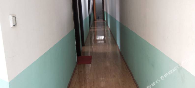 夏河艳红园农家客栈图片