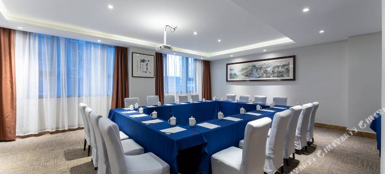 康铂酒店(汉中天汉湿地公园店)图片