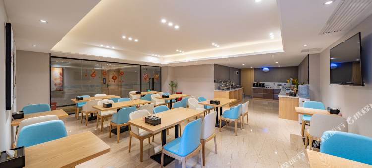 优程plus酒店(南宁金湖广场地铁站店)图片