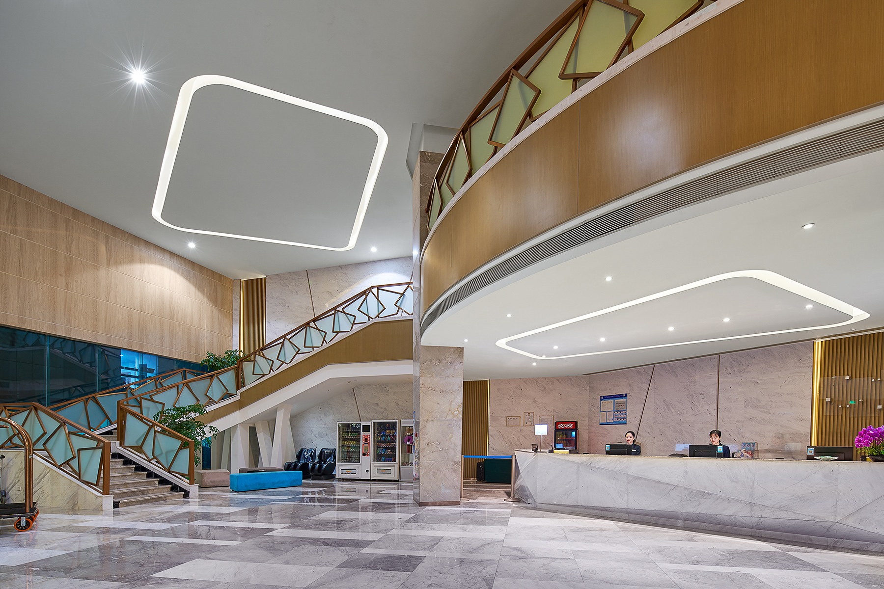 City Holiday Hotel  Guangzhou Baiyun Airport Renhe Metro Exit BOver view