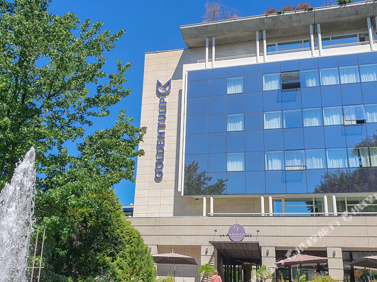 艾克斯莱班金色郁金香Spa酒店