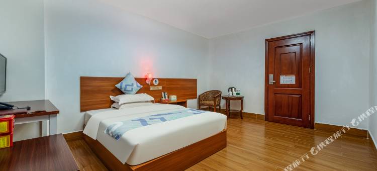 轻住悦享酒店(湛江硇洲岛德喜商场店)图片