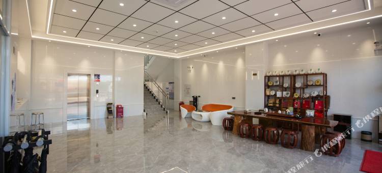 孟连优悦酒店图片