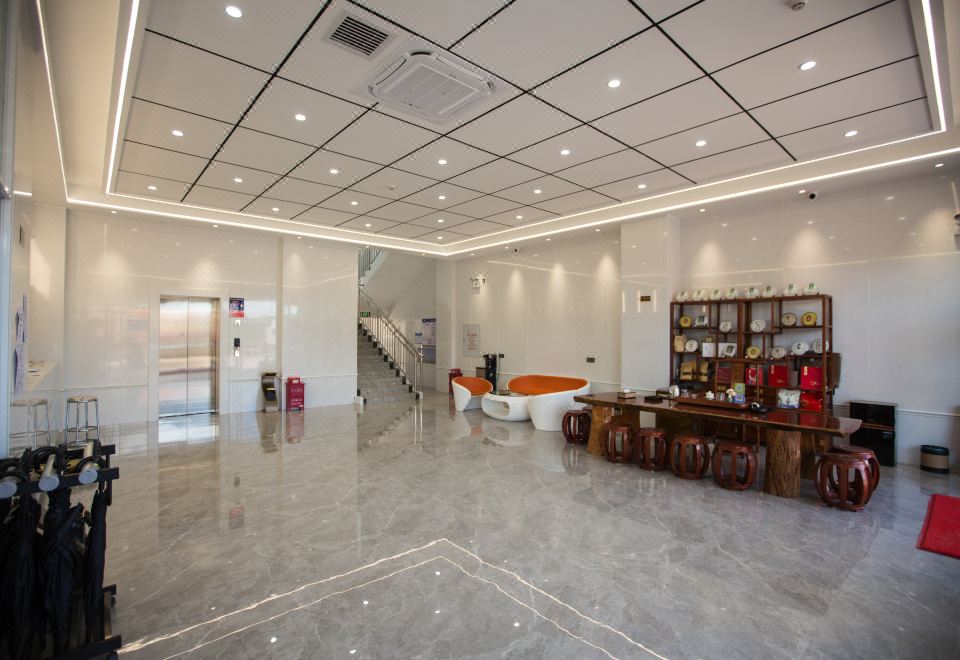 Mengyue Hotel Hotel Overview