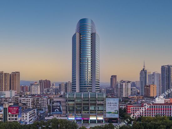 宜昌均瑶国际酒店(宜昌CBD购物中心夷陵广场店)