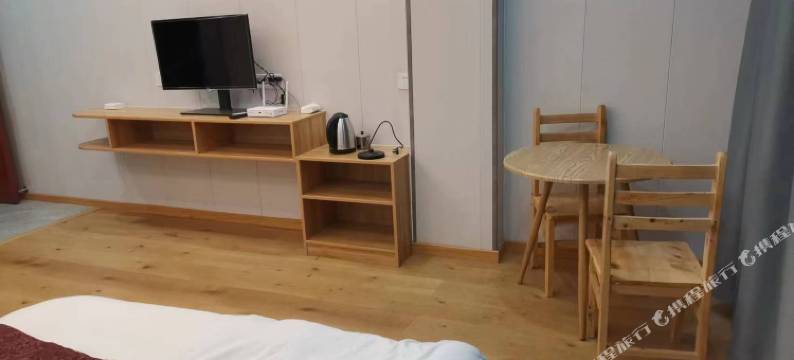 雅江景慕宾馆图片