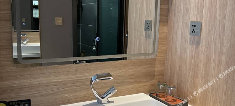 故适酒店(宝龙3号楼店)图片