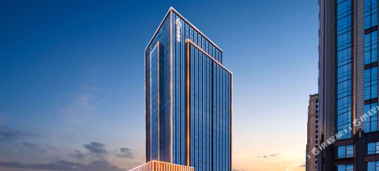 南昌高新政务服务中心昌东大道亚朵酒店图片