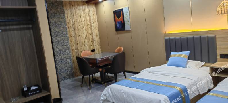 正镶白旗七零商务酒店图片