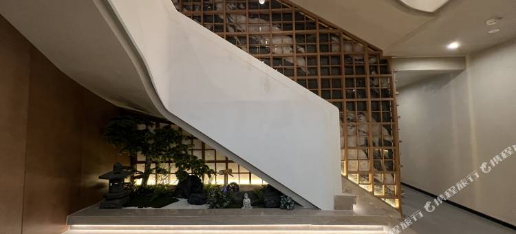 昆明朗世城市民宿(世纪城海伦国际店)图片