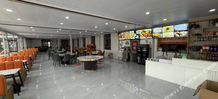 青海湖观山知湖酒店图片