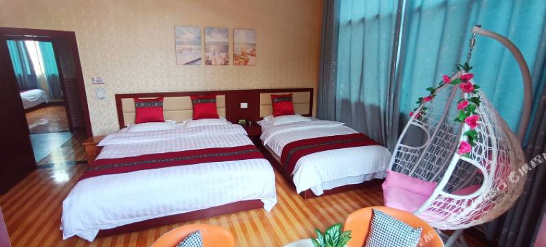 乡村人家(阿依河店)图片