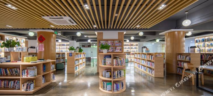 MOON HOTEL|玥上酒店(广州神舟路地铁站科学城店)图片