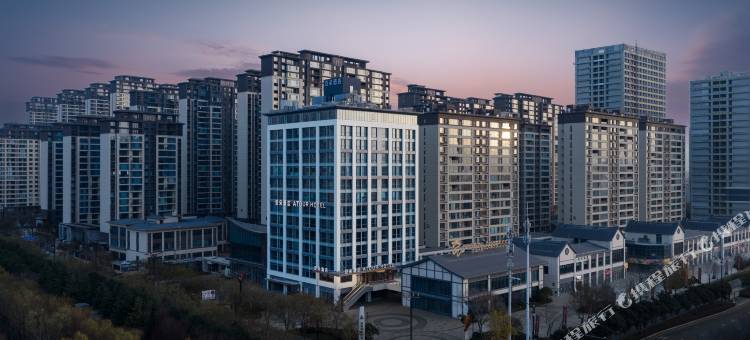 洛阳龙门高铁站龙门大道亚朵酒店图片