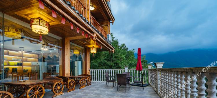 花筑·龙脊梯田云谷酒店(3号观景台金佛顶店)图片