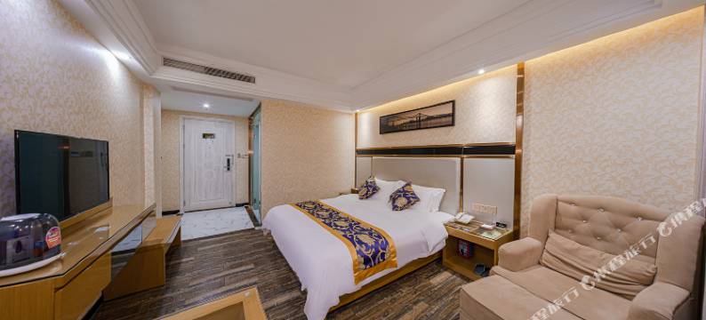 皓海青云酒店(湛江鼎盛店)图片