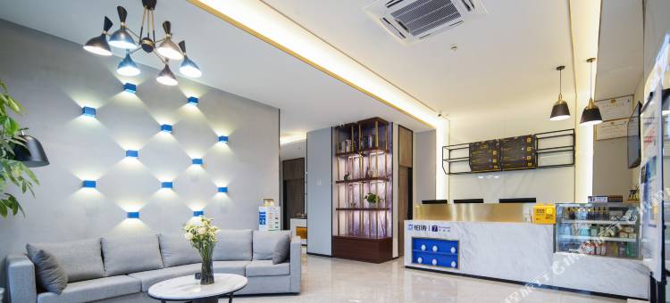 7天优品Premium酒店(德阳五洲广场工程职业技术大学店)图片