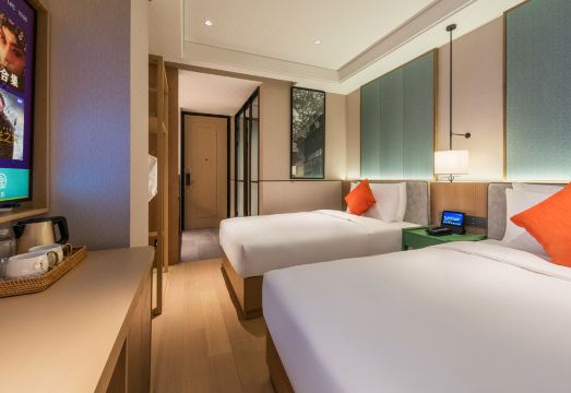 Manxin Hotel Beijing Lama Temple Hotel Overview