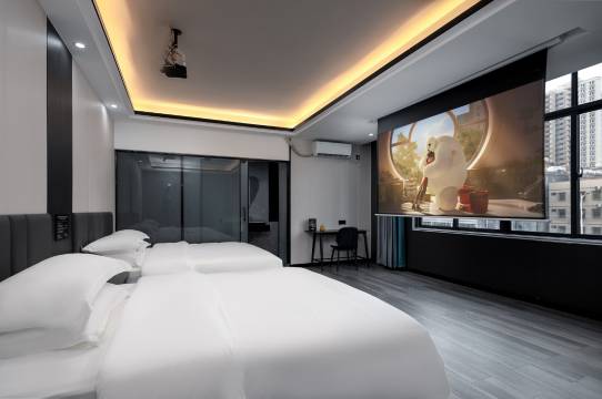 鑫格林智慧酒店(海南省人民医院滨濂观光夜市店)