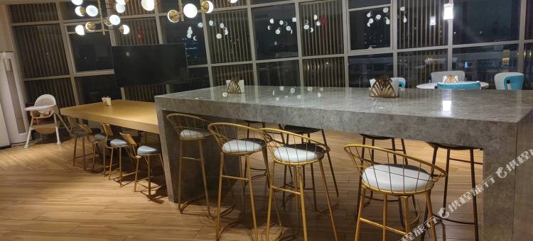 途客中国都市酒店(临安青山湖宝龙广场店)图片