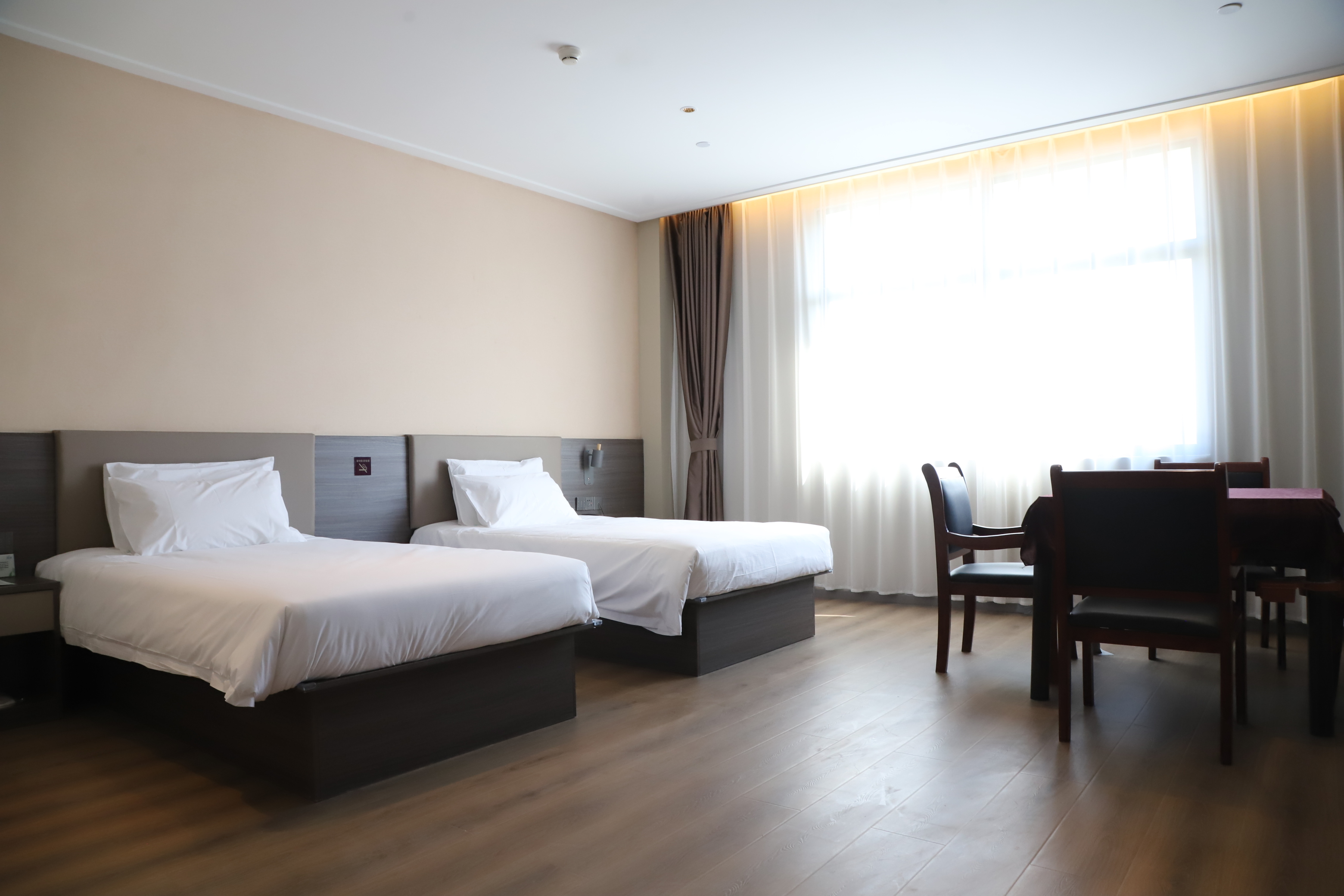 Huianda Traveler-Inn Hotel (Yichun Zhangshu East Station) Hotel Overview