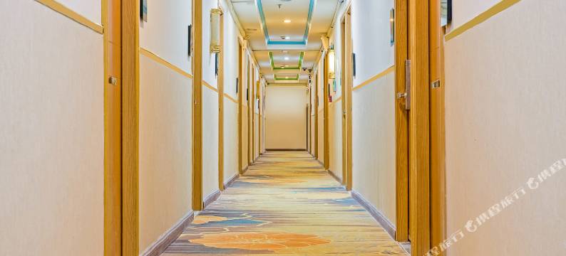 哈啰轻酒店(深圳田贝地铁站店)图片