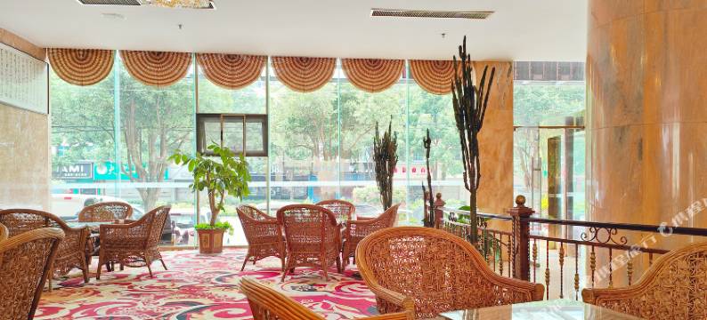 阿富尔连锁智慧酒店(宣威鹏莱店)图片