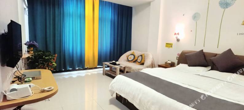 丹霞山山生山舍客栈图片