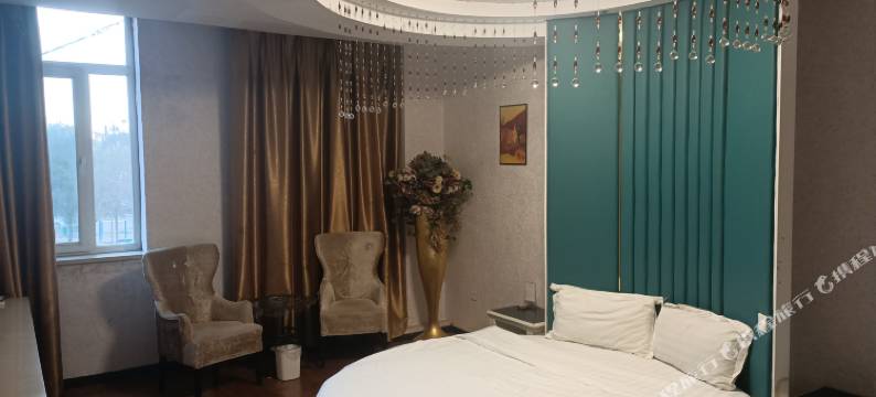 铁岭县彤多精品主题宾馆图片