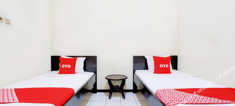 OYO 93051 Wisma Syariah Buloe Near Lapangan Abubakar Lambogo Batili Enrekang图片