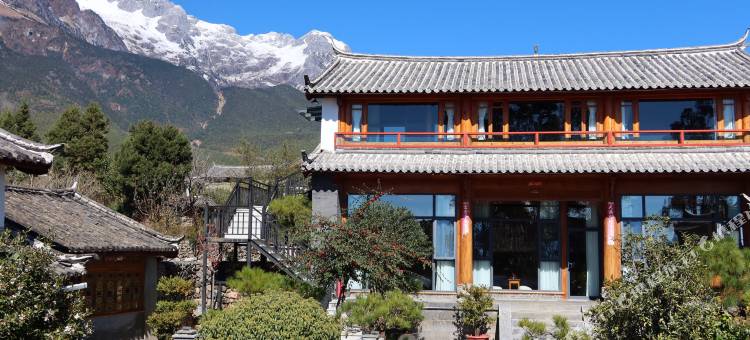 山水谈·日照金山｜纳西古院美宿(玉湖村店)图片