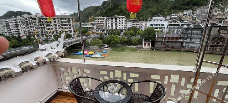 镇远一山一水河景民宿图片