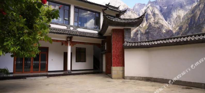 虎跳峡半日闲客栈图片
