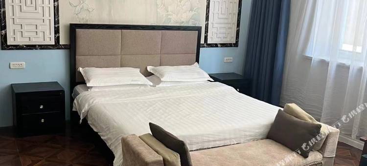东龙假日酒店图片