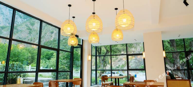 九寨沟三色林度假民宿图片