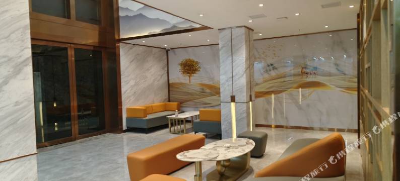 紫景花假日酒店(新场古镇店)图片