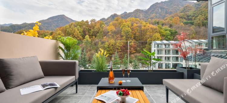 老君山 H・露台hotel (中灵索道店)图片