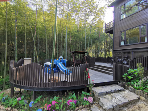 云冰山满竹客栈