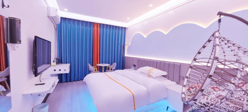 曲靖爱尚里精品酒店(南城门店)图片