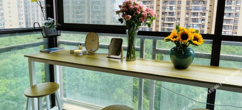 云泥纯女生青年旅舍(昆明火车站店)图片