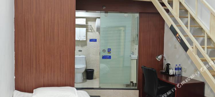 华驿酒店(沈阳北站北广场店)图片