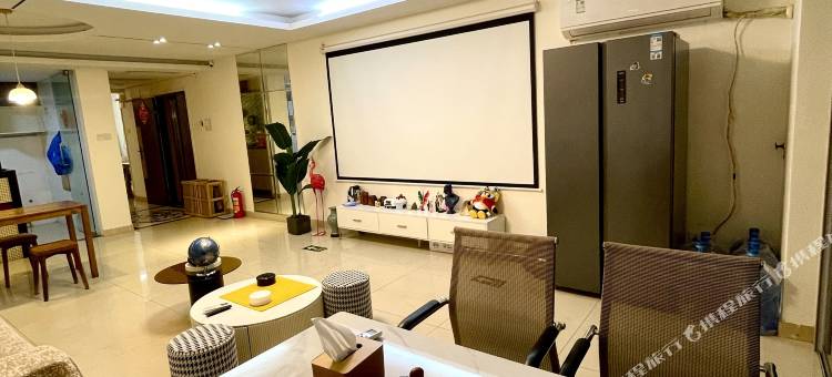 海蓝青年旅舍(福田站店)图片