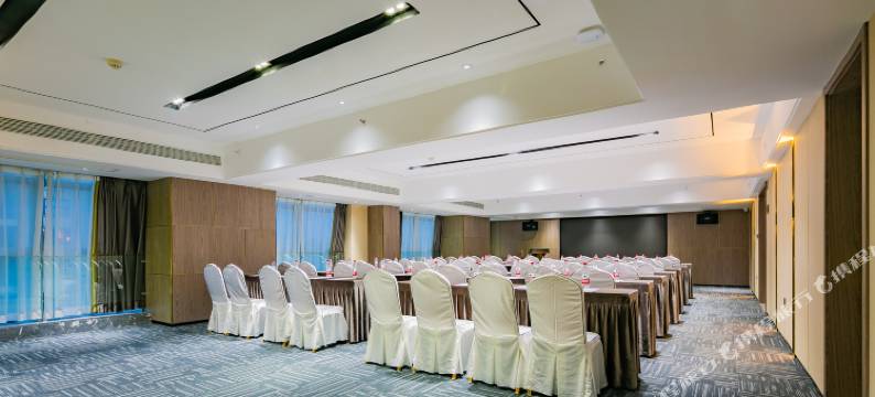 宜尚PLUS酒店(西安世融国际霸城门地铁站店)图片