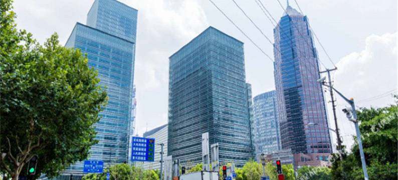 上海素赋陆家嘴明珠八佰伴近地铁两居公寓图片