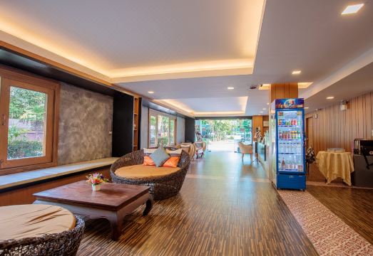 Huen Jao Ban Hotel Hotel Overview