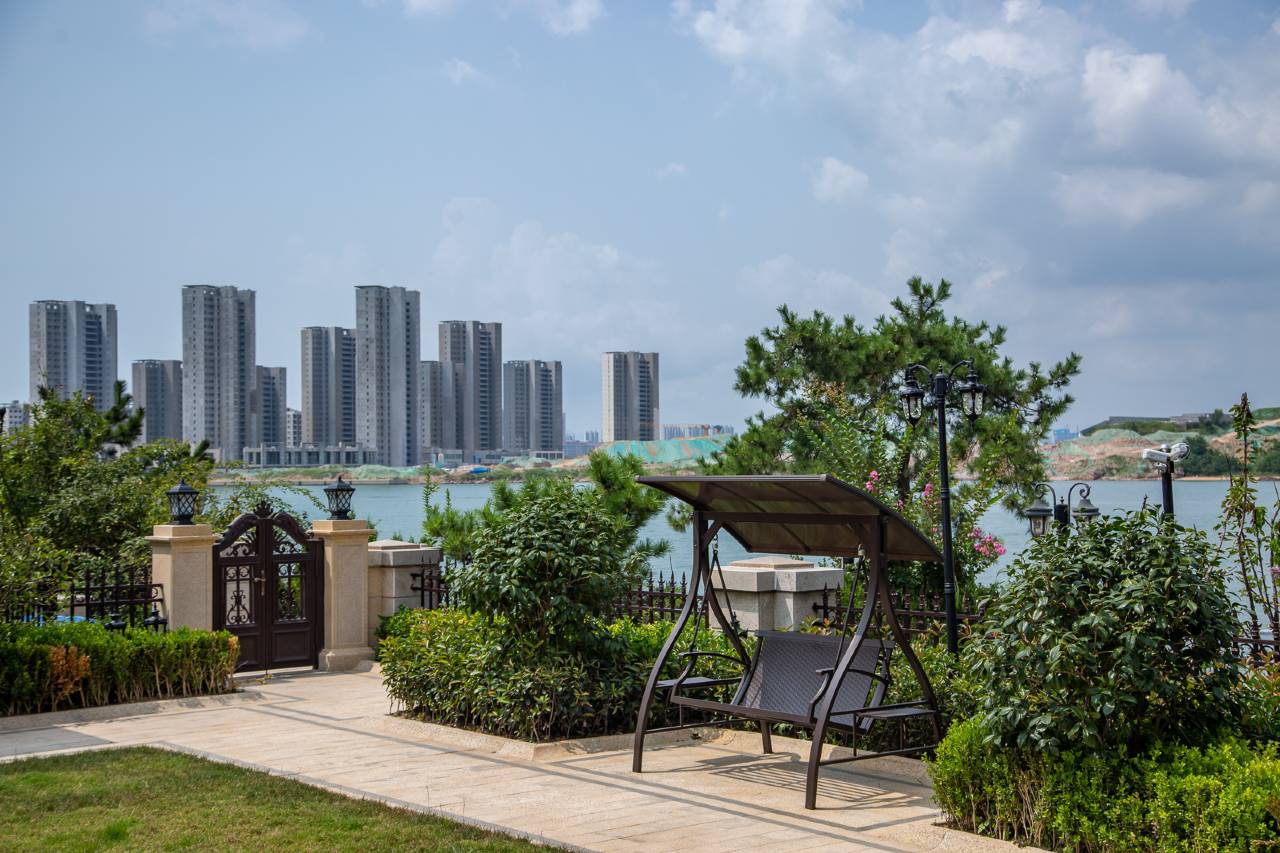 花筑奢·青岛显默别墅(西海岸地铁公园店)图片