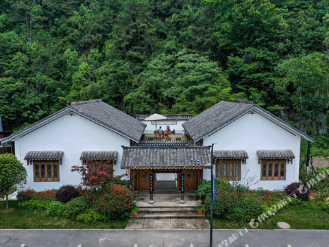 锔瓷小院 (景德镇三宝国际瓷谷景区店)