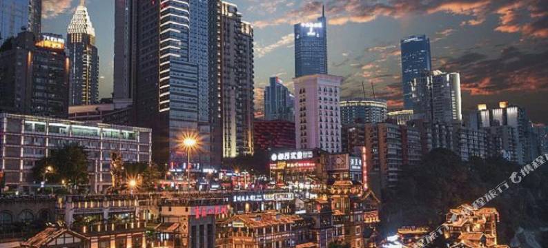 华瑞酒店(解放碑步行街洪崖洞店)图片